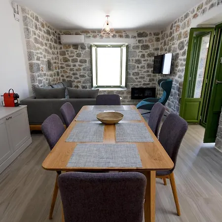 Poseidon-apea 別荘